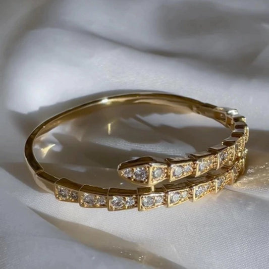 Bracelete serpente cravejado