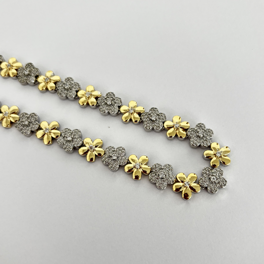 Colar Riviera Flor Turim Cravejado Banhado a Ouro 18k e Ródio Branco